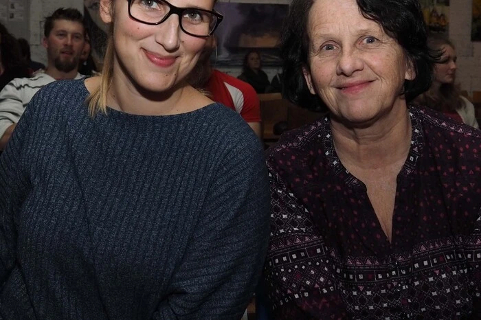 Bitte klicken Sie sich durch die Bilder. . .