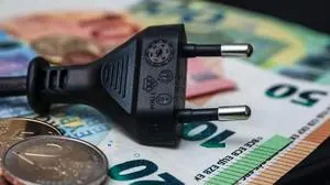 Stromabrechnung Stromabrechnung LicenseRF Copyright: xZoonar.com/MarkusxGrummtx 23514725