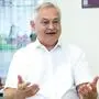Gerhard Stark, Vorstandsvorsitzender der Kages: „Ich hoffe, dass es mein Nachfolger anders macht.“ Im Hintergrund sind Preise, die das notfallmedizinische Wettkampfteam der Kages und der Med Uni Graz geholt haben