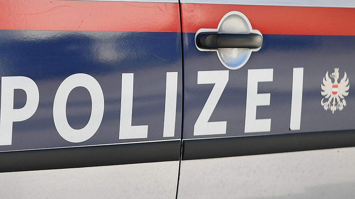 Die Polizei ermittelt nach dem nächtlichen Beutezug 