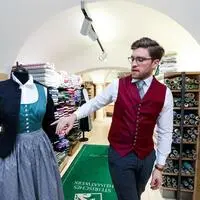 Simon Koiner weiß als Geschäftsführer der Volkskultur Steiermark was sich im Hinblick auf die Tracht schickt