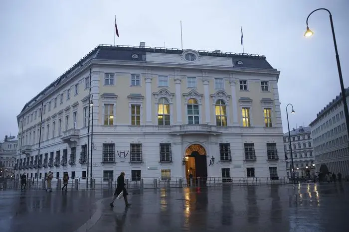 A view of the Austrian Chancellery in Vienna, Austria, Sunday, Jan. 5, 2025 as OeVP on Sunday nominated General Secretary Christian Stocker as interim leader after the expected resignation of Chancellor Karl Nehammer. (AP Photo/Heinz-Peter Bader)