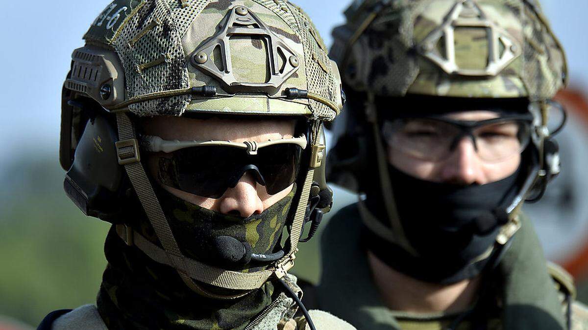Soldaten des Jagdkommandos bei einer Einsatzübung: Nach sechs Monaten kennt man die Soldaten