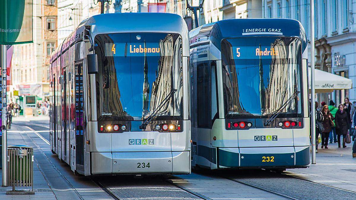 Von 11. August bis 8. September gibt es einen Ersatzverkehr für die Linien 4 und 5