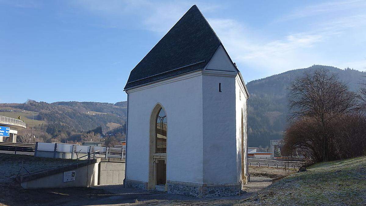 Ein Schmuckstück von außen wie von innen ist die Heiligen-Geist-Kapelle