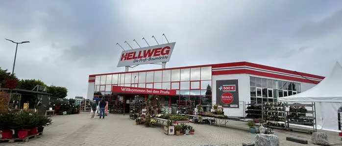Wird zugesperrt: Hellweg-Standort in Raaba 