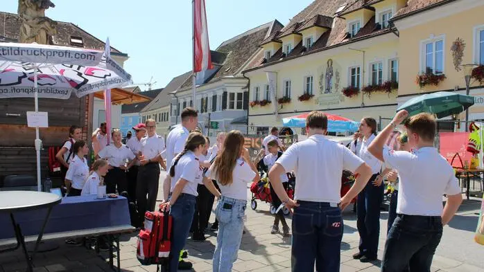 Am Samstag strömten junge Mitglieder des Roten Kreuzes aus der ganzen Steiermark nach Stainz.