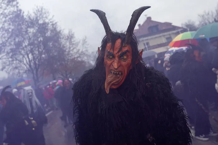 Wieder lehrten viele Krampuse den Zuschauern das Fürchten.