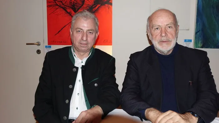 Zahlreiche Gäste und Vertreter aus der Politik wohnten dem Tierschutzpreis von Arte Noah im "Zentrum" in Feldbach bei.