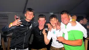 Die Stimmung bei der Blaulichtparty hätte nicht besser  sein  können 