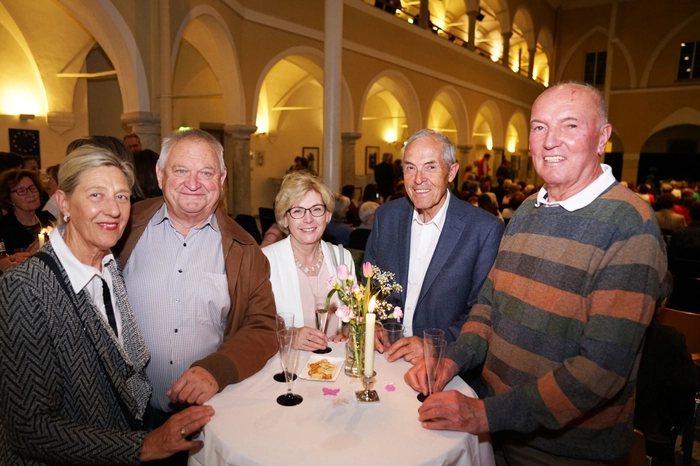 Bundesminister a.D. Herbert Haupt mit Gattin Ingrid, Brigitte Egarter, Albert Koller, Franz Unterbucher