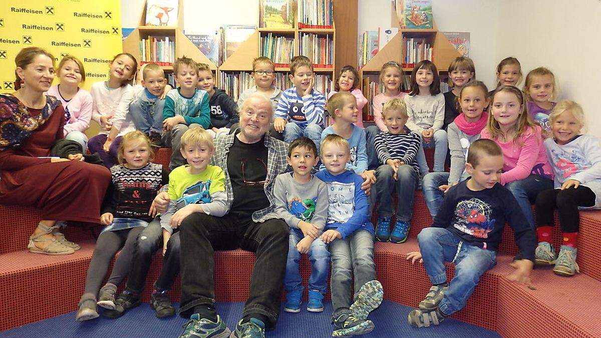 Kinder- und Jugendbuchautor Martin Auer  zu Gast in der Stadtbibliothek Hermagor