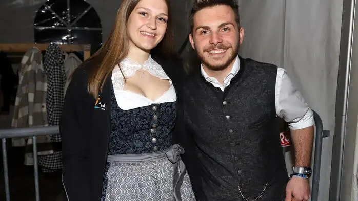 Die LJ-Leiterin Vivienne Furtenbacher und der Obmann Simon Scheiber konnten sich wieder über einen vollen Erfolg!
