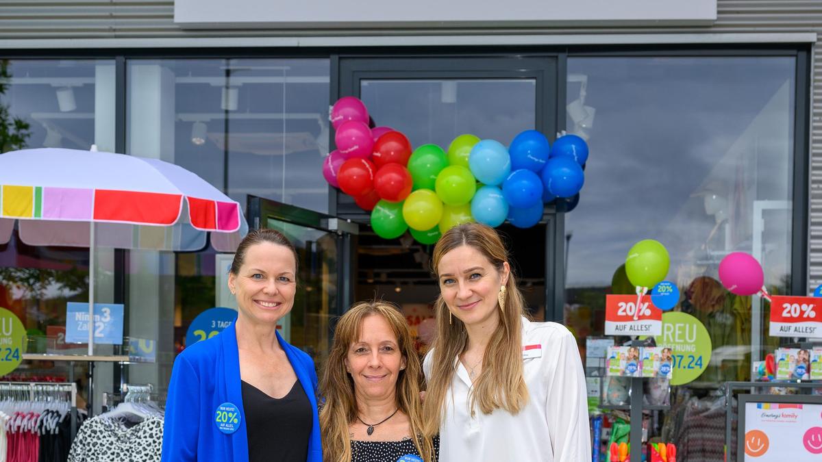 Gebietsleiterin Anna Hausegger (links) mit Bettina Eder und Edina Ikanovic von der neuen Filiale in der Pischeldorfer Straße