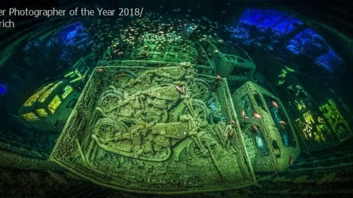 Die UPY2018, die Underwater Pictures of the Year 2018, wurden gekürt. Das beste Bild in der Kategorie "Wracks" hat Tobias Friedrich geknipst. Klar zu erkennen sind die Motorräder auf der "Thistlegorm", die im Zweiten Weltkrieg von der Wehrmacht vor der Sinai-Halbinsel versenkt wurde.