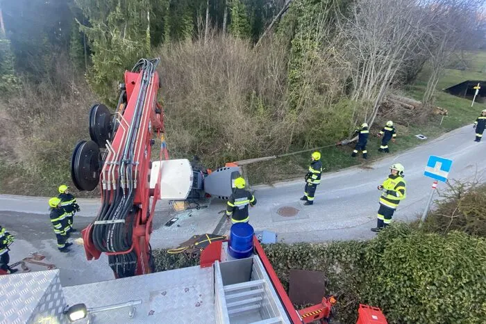 Klicken Sie sich durch die Fotos von der Bergung.
