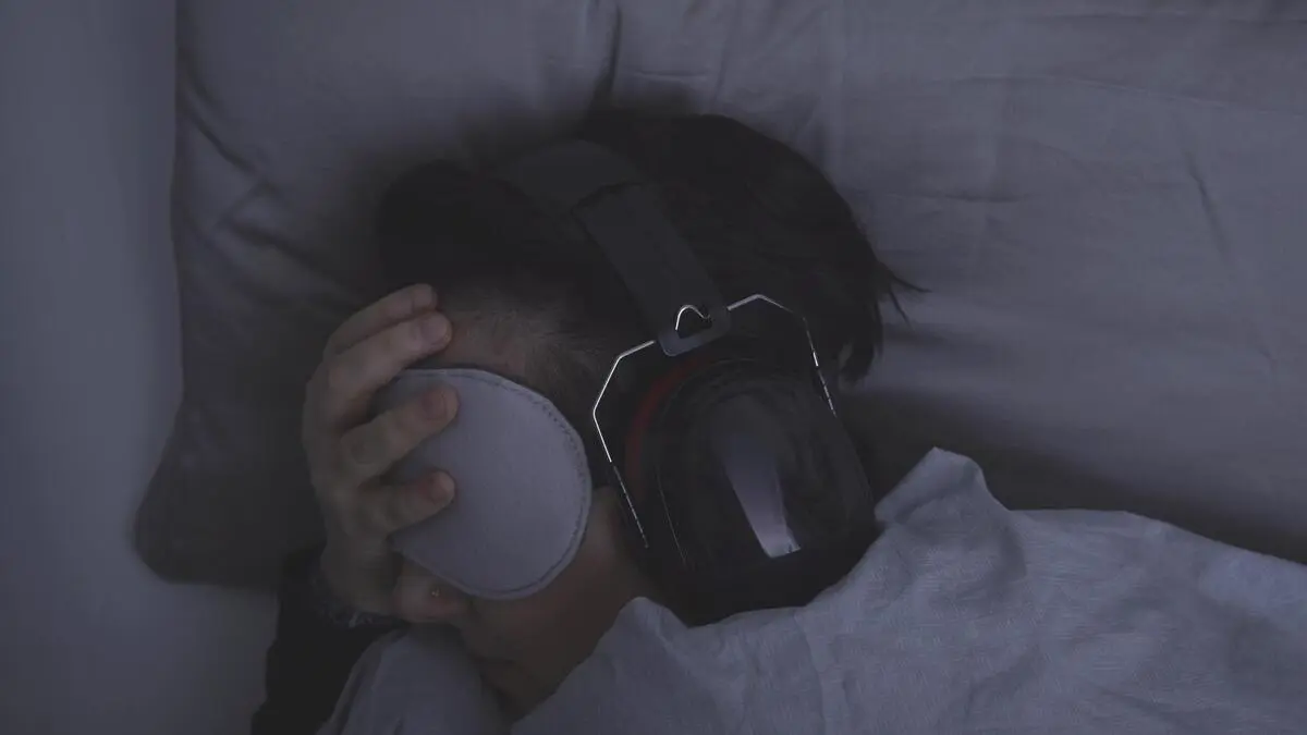 ME/CFS zählt zu den post-akuten Infektionssyndromen (PAIS). In den schwersten Fällen sind die Patientinnen und Patienten ans Bett gebunden und können ihren Alltag nicht mehr alleine bewältigen.