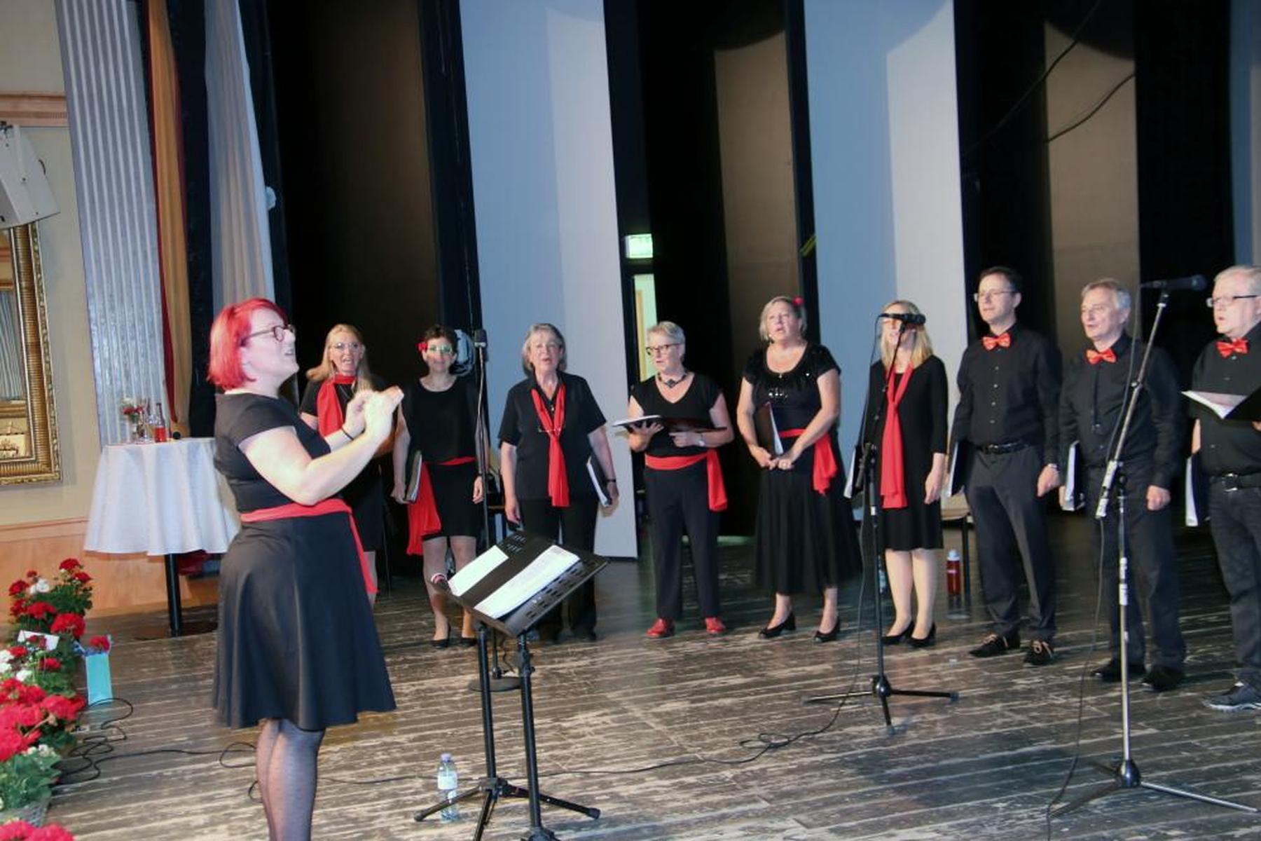 Chorkonzert: Schwungvolles Chorkonzert der Singgemeinschaft Voitsberg