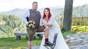 Stefanie und Harald feierten ihre Hochzeit auf Burg Oberkapfenberg