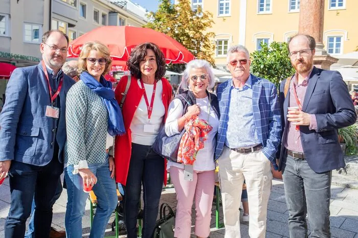 Bitte klicken Sie sich durch die Fotos ...