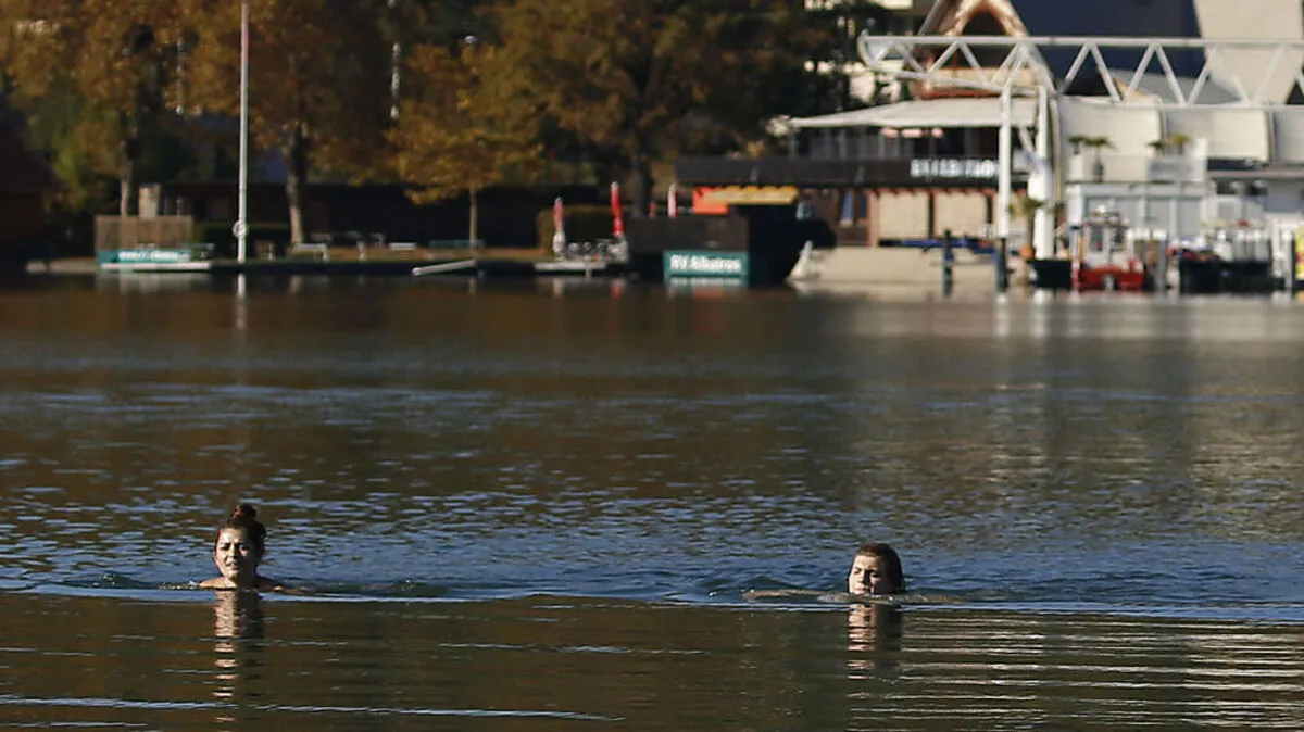 Der Wörthersee lädt wieder zum Schwimmen ein