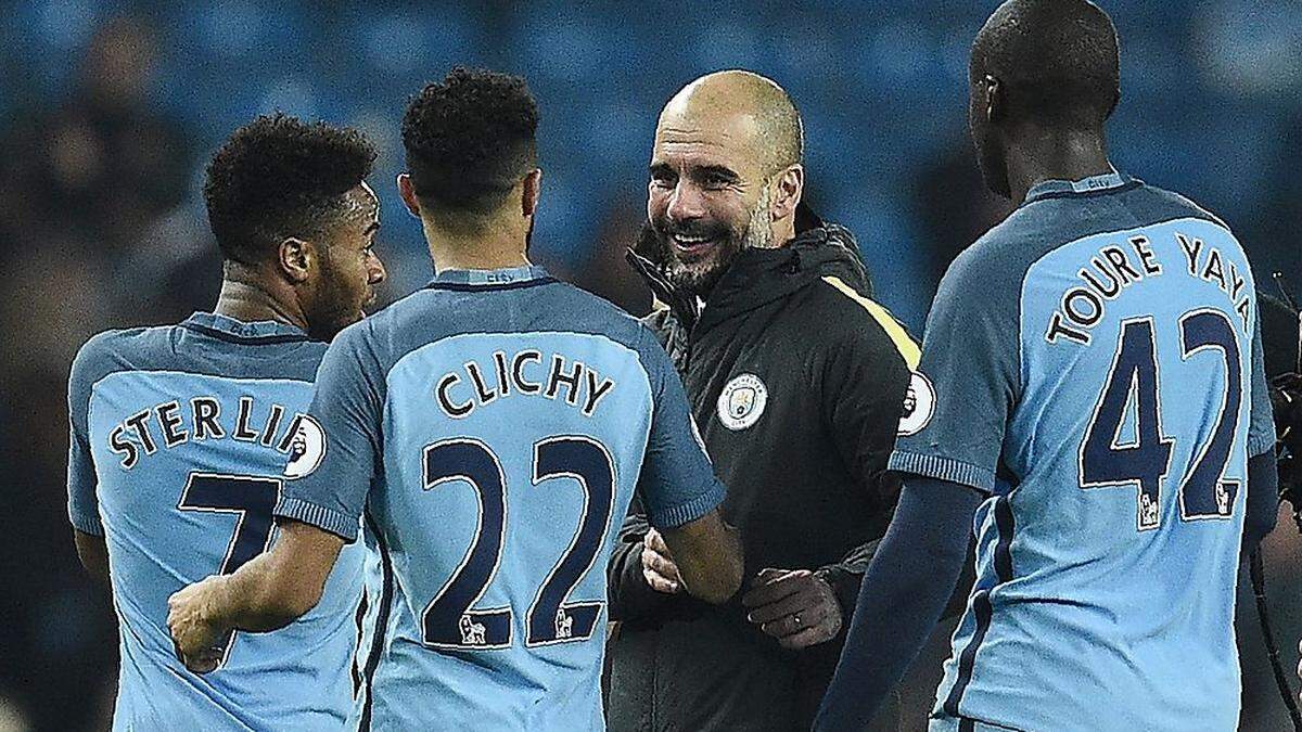 Trainer Pep Guardiola freute sich mit seinen Stars