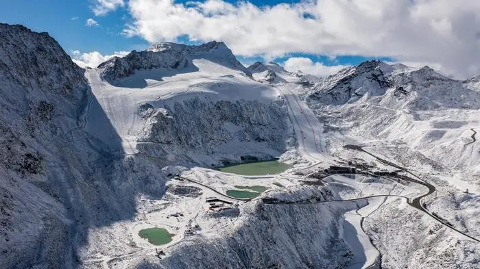 Sölden eröffnet den Winter - und das tatsächlich noch mit mehr weiß