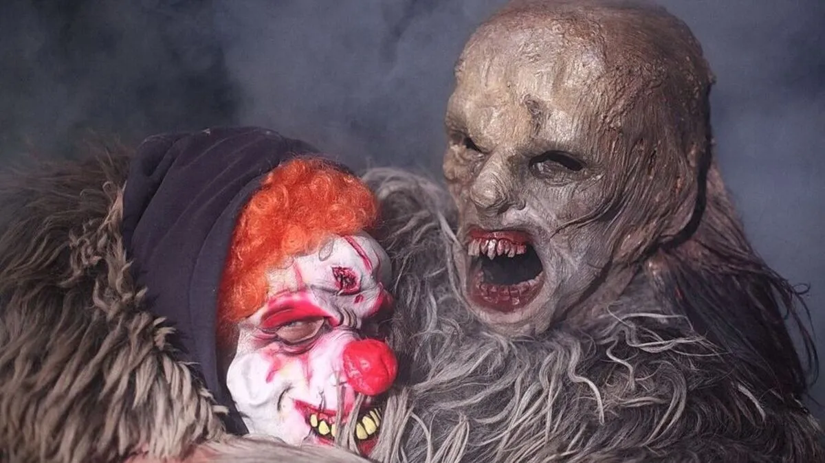 Clown gegen Krampus: Was für ein Duell