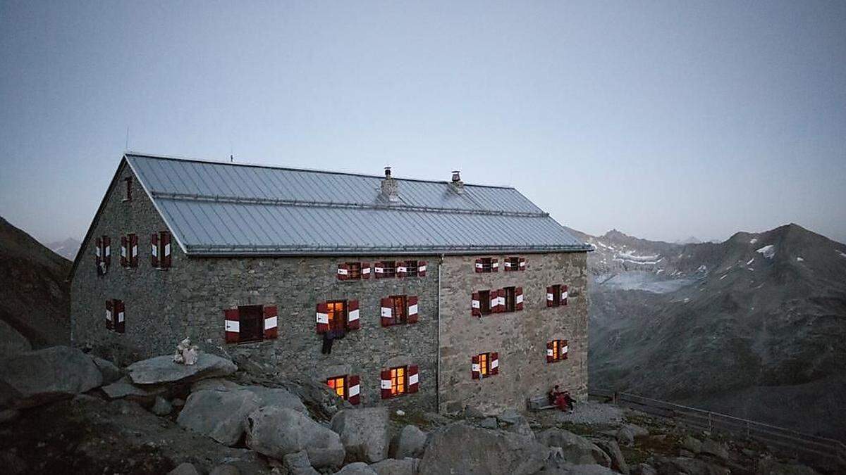 Für die Neue Prager Hütte werden Lösungen gegen Wassermangel gesucht 