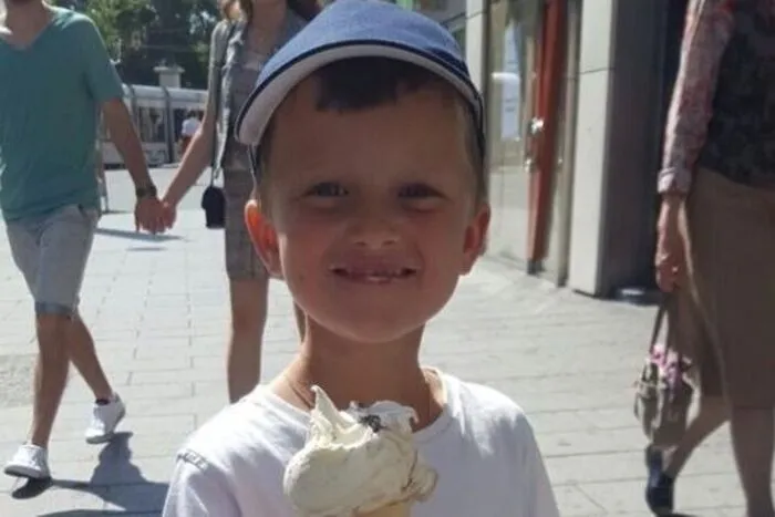 Lukas Hoyer, 6, Graz: "Papa, wieso bekommst du jetzt einen Topfsuch-Anfall?"