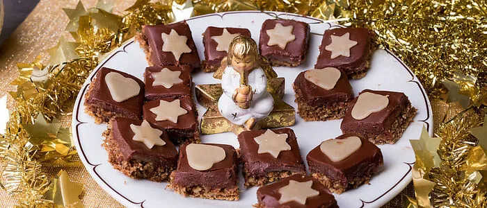 Nuss-Marzipan-Schnitten aus dem neuen Magazin der Kleinen Zeitung