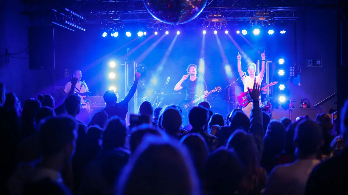 Deutschpunk-Stunde mit Anna Absolut in der ppc-bar