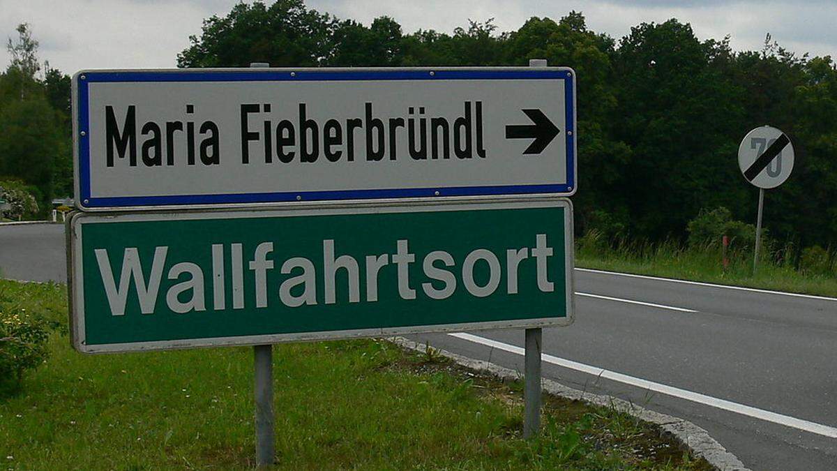 Der Unfall passierte auf der B 54 kurz nach der Kreuzung in Maria Fieberbründl 