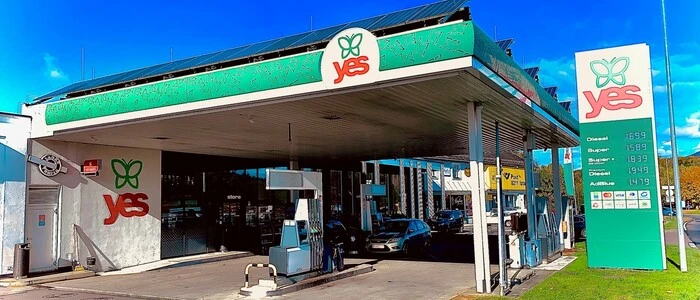 Die Tankstelle Yes an der B54 zwischen Hartberg und Gleisdorf