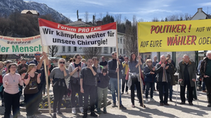 Anfang April demonstrierte man in Bad Aussee gegen die Reduktion - das will man auch künftig machen