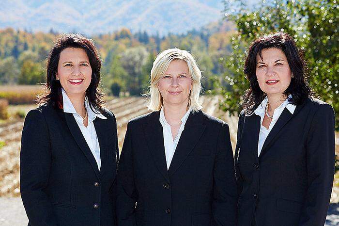 Ulrike Poschar­negg-Kriebernegg, Sandra ­Poscharnegg (Geschäftsführerin) und ­Sabine ­Poscharnegg (von links) – innovativ bei Logistik und Transport