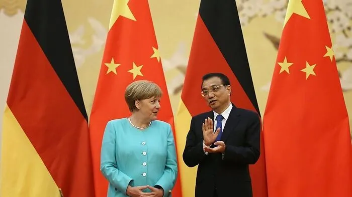 Die deutsche Bundeskanzlerin Angela Merkel und der chinesische Ministerpräsident Le Keqiang.