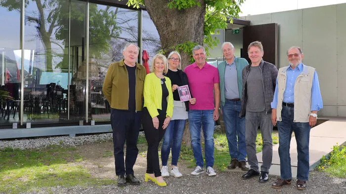 Wirtsleute und Veranstalter auf dem Brucker Schlossberg