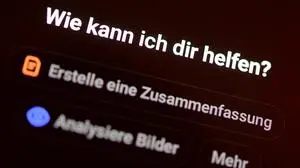 ABD0022_20251031 - WIEN - ÖSTERREICH: ++ THEMENBILD ++ Illustration zu den Themen Künstliche Intelligenz - KI /Artificial Intelligence - AI /Chatbots/Technologie/Kommunikation/Innovationen: Im Bild: Eine Seite mit einem Chatbot für Fragen, aufgenommen am Mittwoch, 29. Oktober 2025. - FOTO: APA/HARALD SCHNEIDER