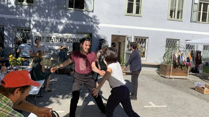 Tanz, Kulinarik und viel Live-Musik gab im September 2021 an jeder Ecke in Gries. Beim Grieskram wurde jede Menge gute Stimmung geboten, die in der Nightline in postgarage und wakuum auch bis in den Morgen garantiert war. Klicken Sie sich durch die Bilder.