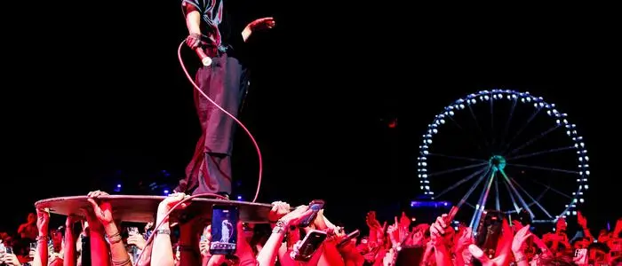 Sänger Tyler Joseph von der Band "Twenty One Pilots"