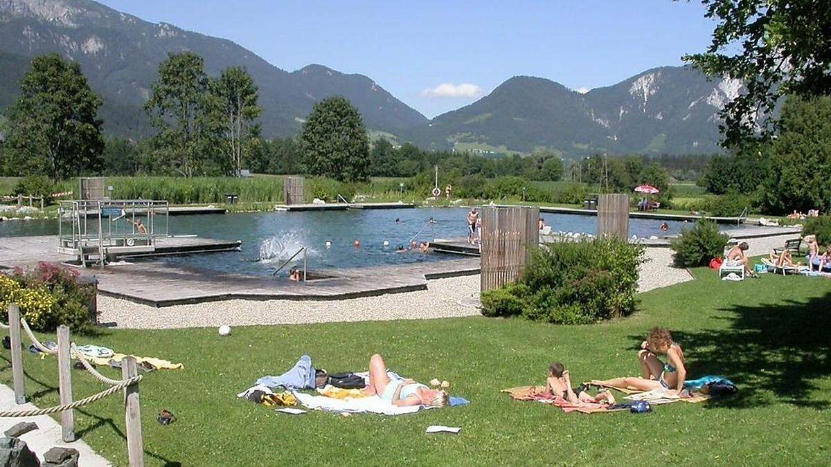 Drei Schwimmbäder der Gemeinde Admont als Zankapfel