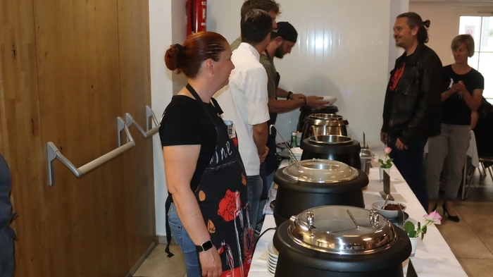 Die Besucher konnten sich an diesem Abend durch fünf Suppen kreuz und quer durchkosten.