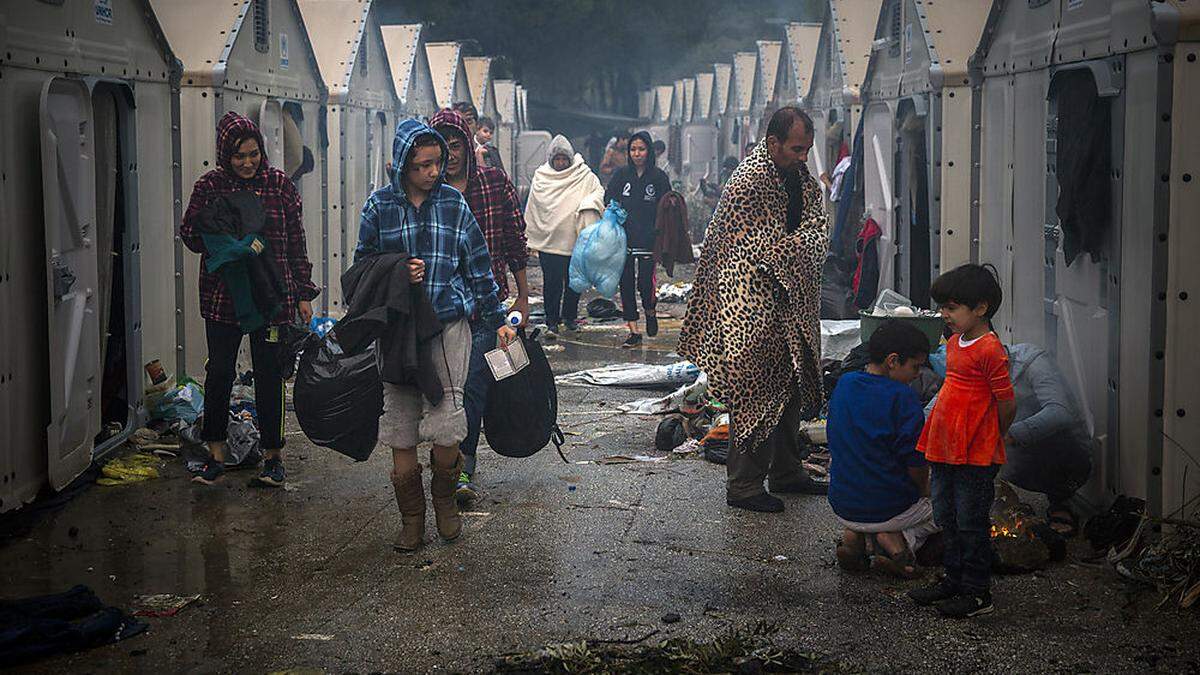 Flüchtlinge in einem Lager auf der griechischen Insel Lesbos