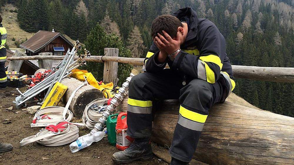 Solidarität und Hilfe für erschöpfte Feuerwehrleute