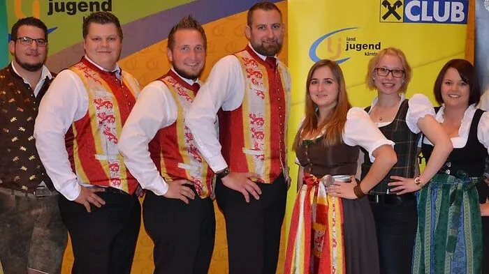 Der neue Landesvorstand: Pachler (links) Wuzella, Mostegel, Drießler, Rutrecht, Walkam und Krall