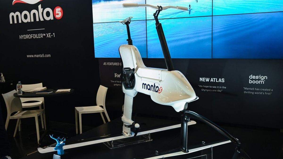 Hydrofoil Bike: Neuseeländer entwickelte E-Bike fürs Wasser