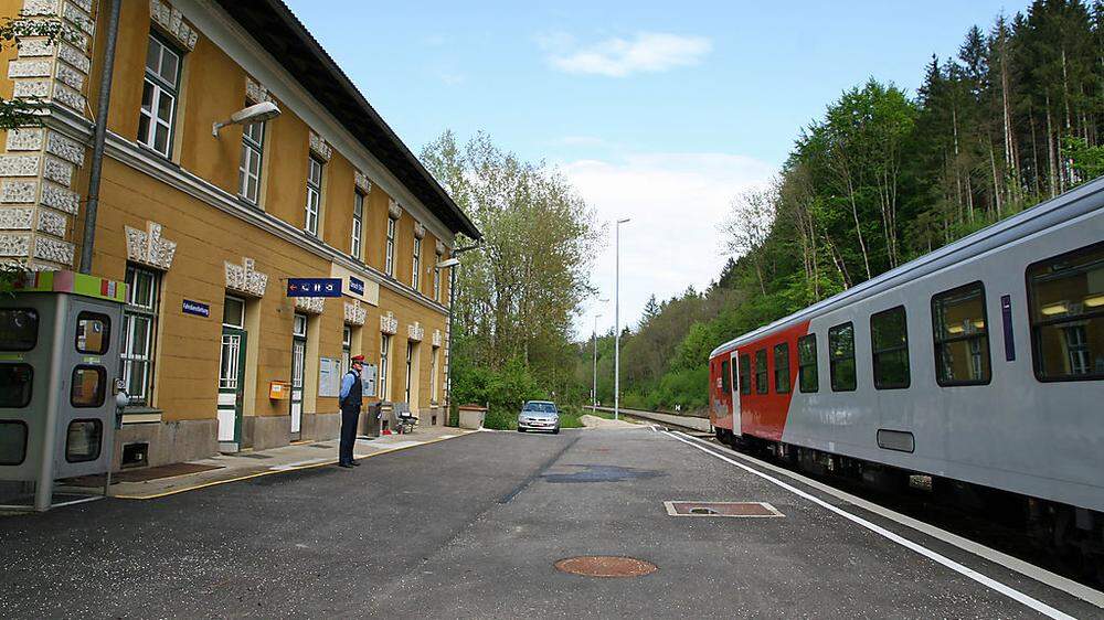 In Tainach-Stein soll es künftig keine Haltestelle mehr für den Regionalverkehr geben. Der nächste Bahnhof ist in Kühnsdorf