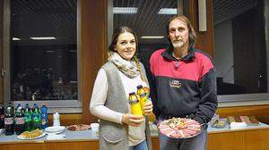 Sabine Kinz und Scott Berger informierten die Völkermarkter über die Initiative "Foodsharing"
