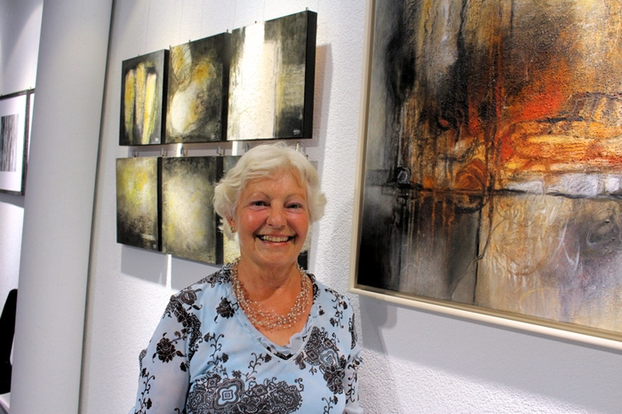 In der Galerie am Schlossbergtor zeigt Grete Arvay Werke in Acryl und Mischtechnik. Zur Vernissage kamen unter anderen Bürgermeister Ernst Meixner, Vize Kurt Christof, Ernst Lasnik, Nikolaus Trnka-Strassnitzky, Siegfried Amtmann, Felix Brunner und Adi Plos.